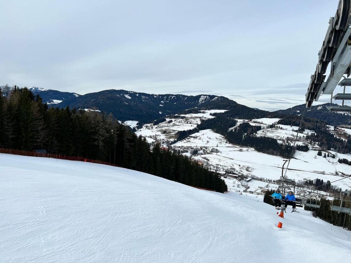 Pension Lambrecht ザンクト・ランブレヒット エクステリア 写真